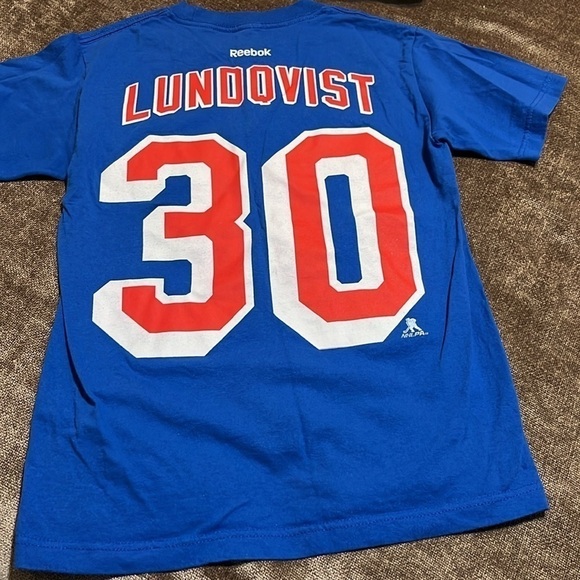 Rangers Short Sleeved Lundqvist 30 T-Shirt: Size Small - Picture 2 of 4